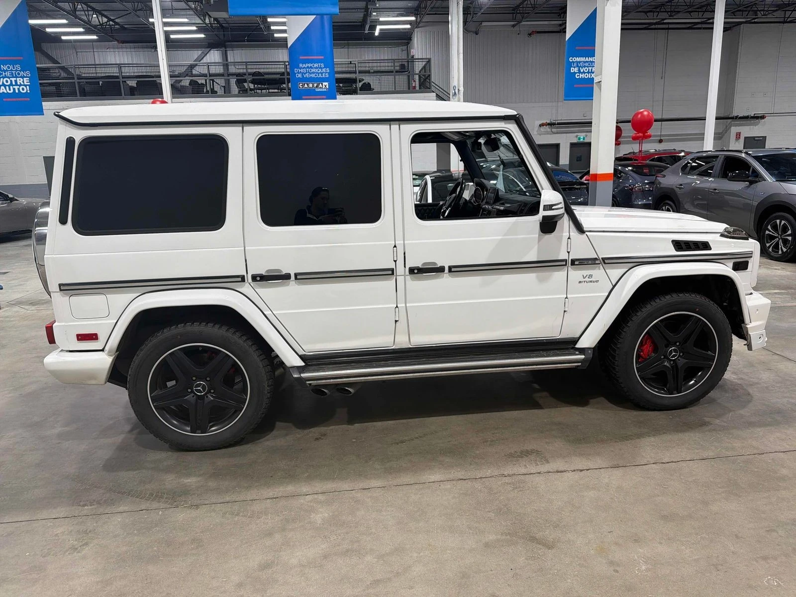 Mercedes-Benz G 63 AMG  С РЕГИСТРАЦИЯ & АВТО КРЕДИТ , снимка 2 - Автомобили и джипове - 53972593