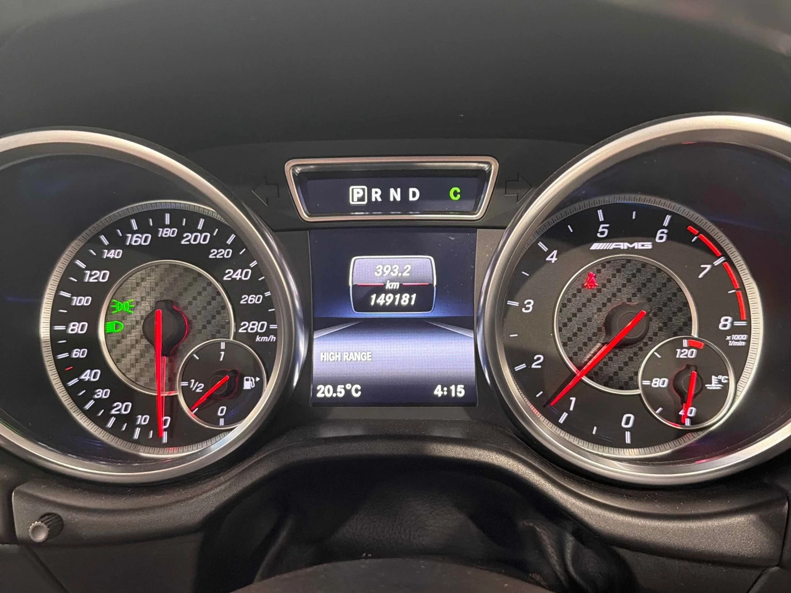 Mercedes-Benz G 63 AMG  С РЕГИСТРАЦИЯ & АВТО КРЕДИТ , снимка 7 - Автомобили и джипове - 53972593