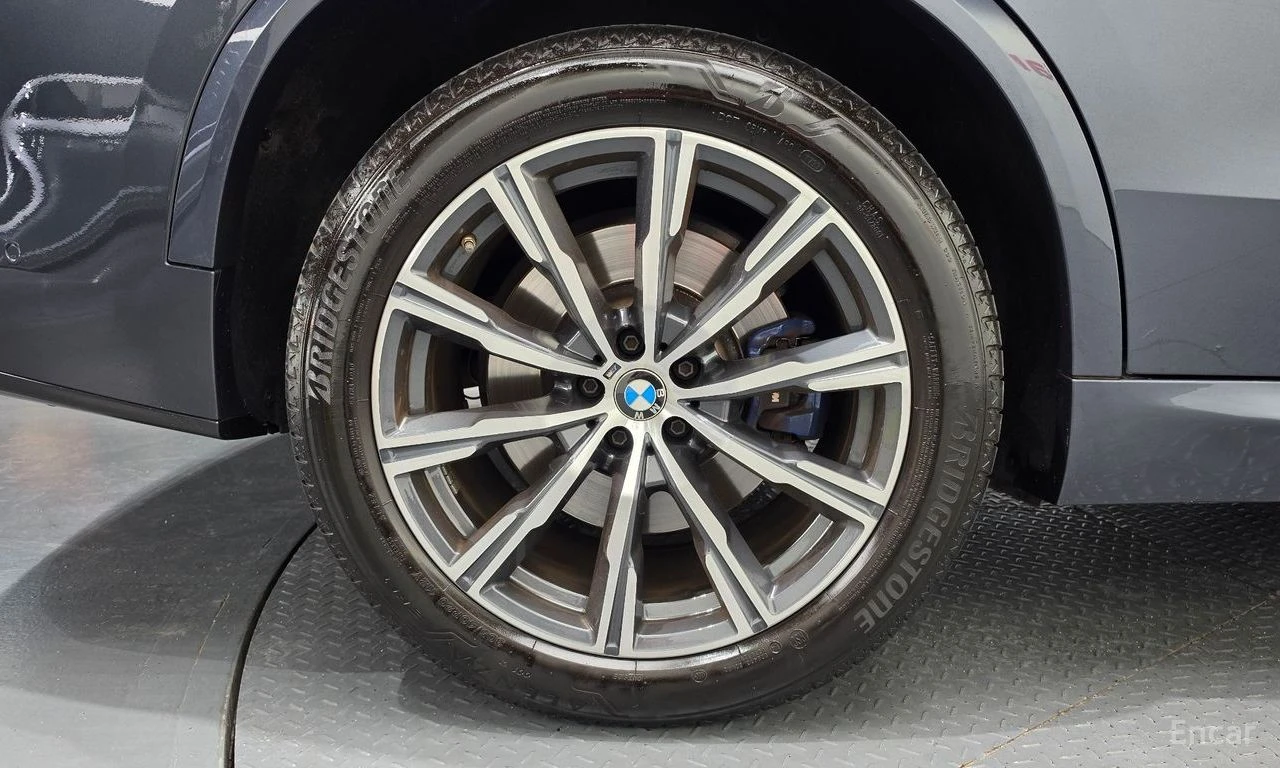 BMW X5 ДИСТРОНИК * ОБДУХВАНЕ * HEAD-UP * H/K, снимка 6 - Автомобили и джипове - 55187353