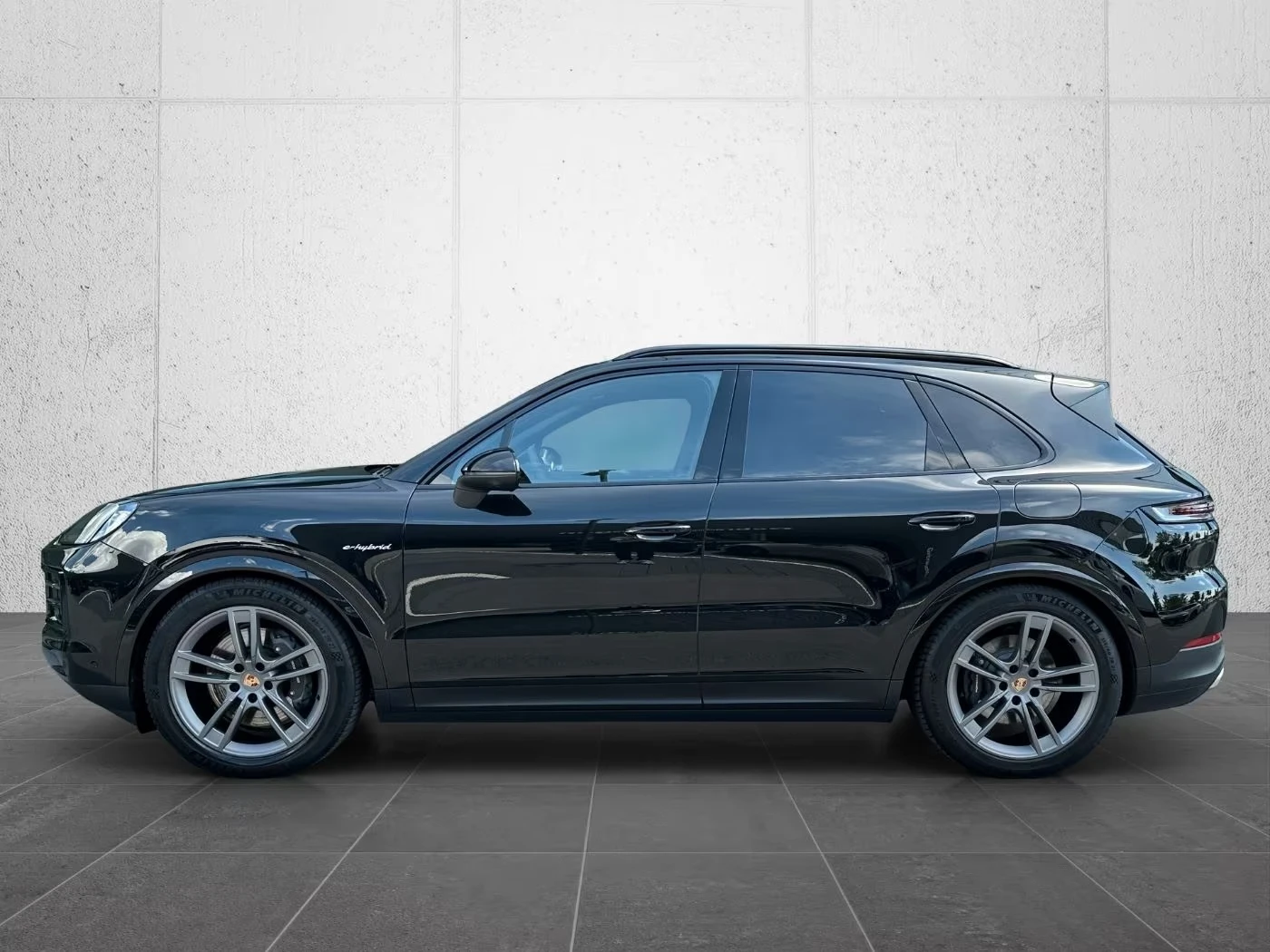 Porsche Cayenne E-HYBRID BLACK-PAKET BOSE PANORAMA 360 CHRONO, снимка 2 - Автомобили и джипове - 55211533