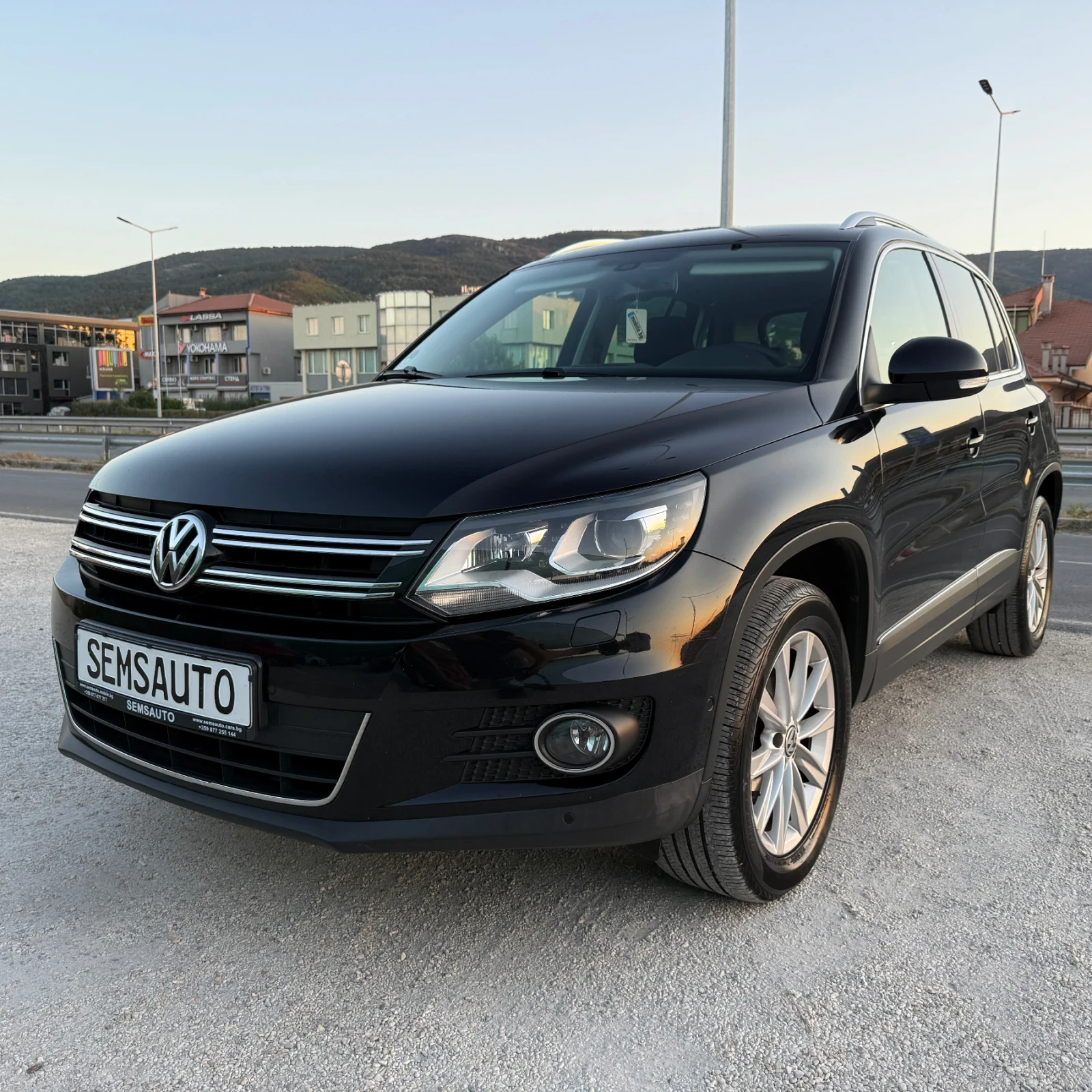 VW Tiguan 2.0 TDI BMT* 4MOTION * DSG * Sport & Style* 