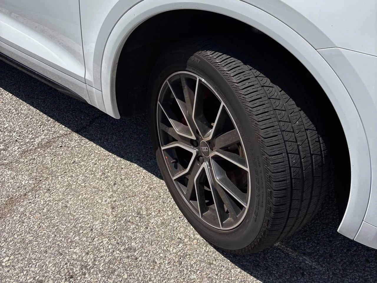 Audi Q5 * Technik * ГЛАВНО ПРЕДСТАВИТЕЛСТВО * CARFAX, снимка 7 - Автомобили и джипове - 55546061