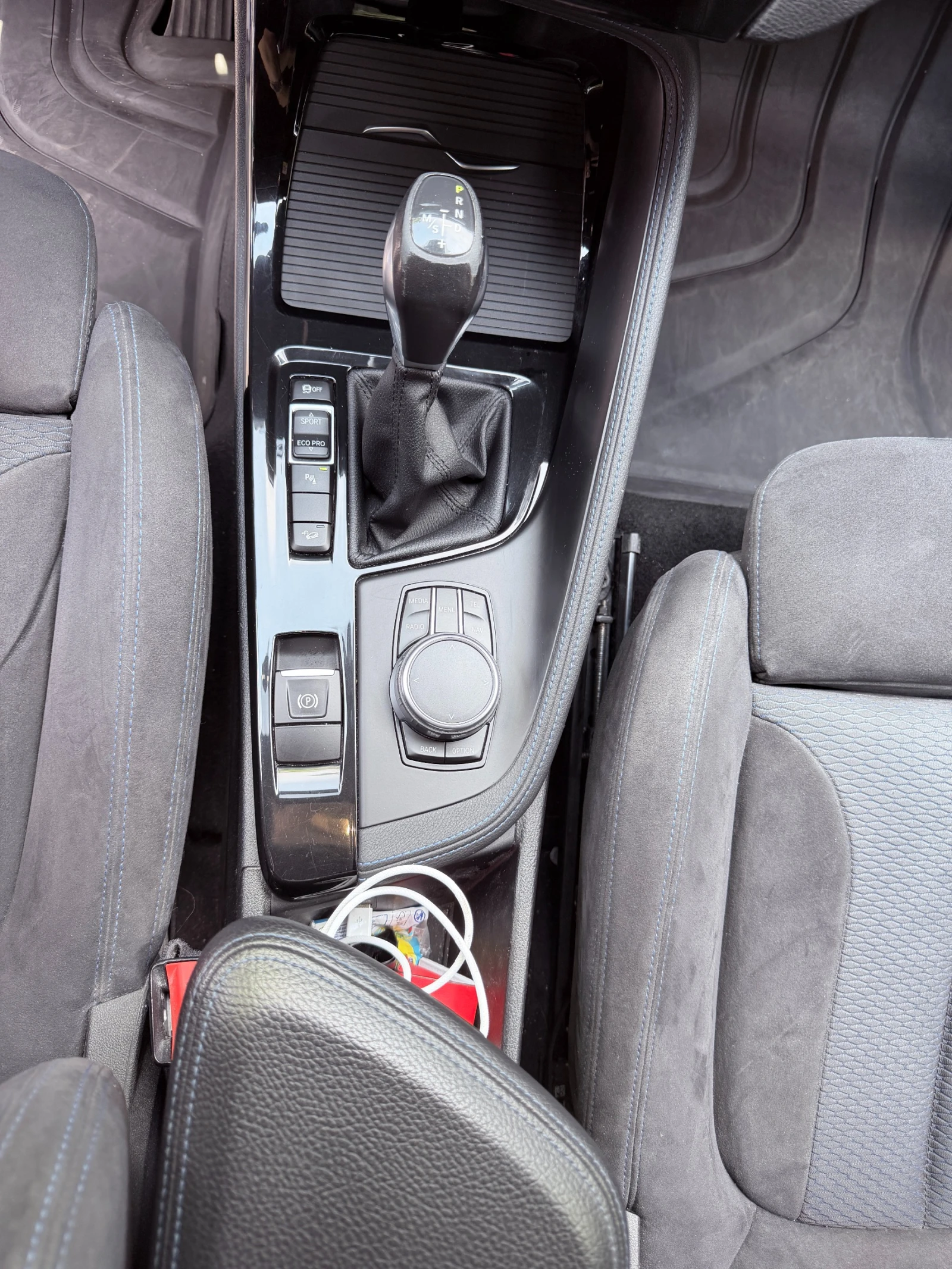 BMW X1, снимка 12 - Автомобили и джипове - 56256871
