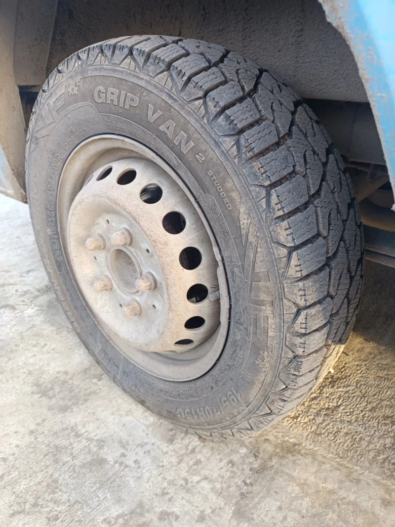 Mercedes-Benz Sprinter 208 208D, снимка 3 - Бусове и автобуси - 52957831