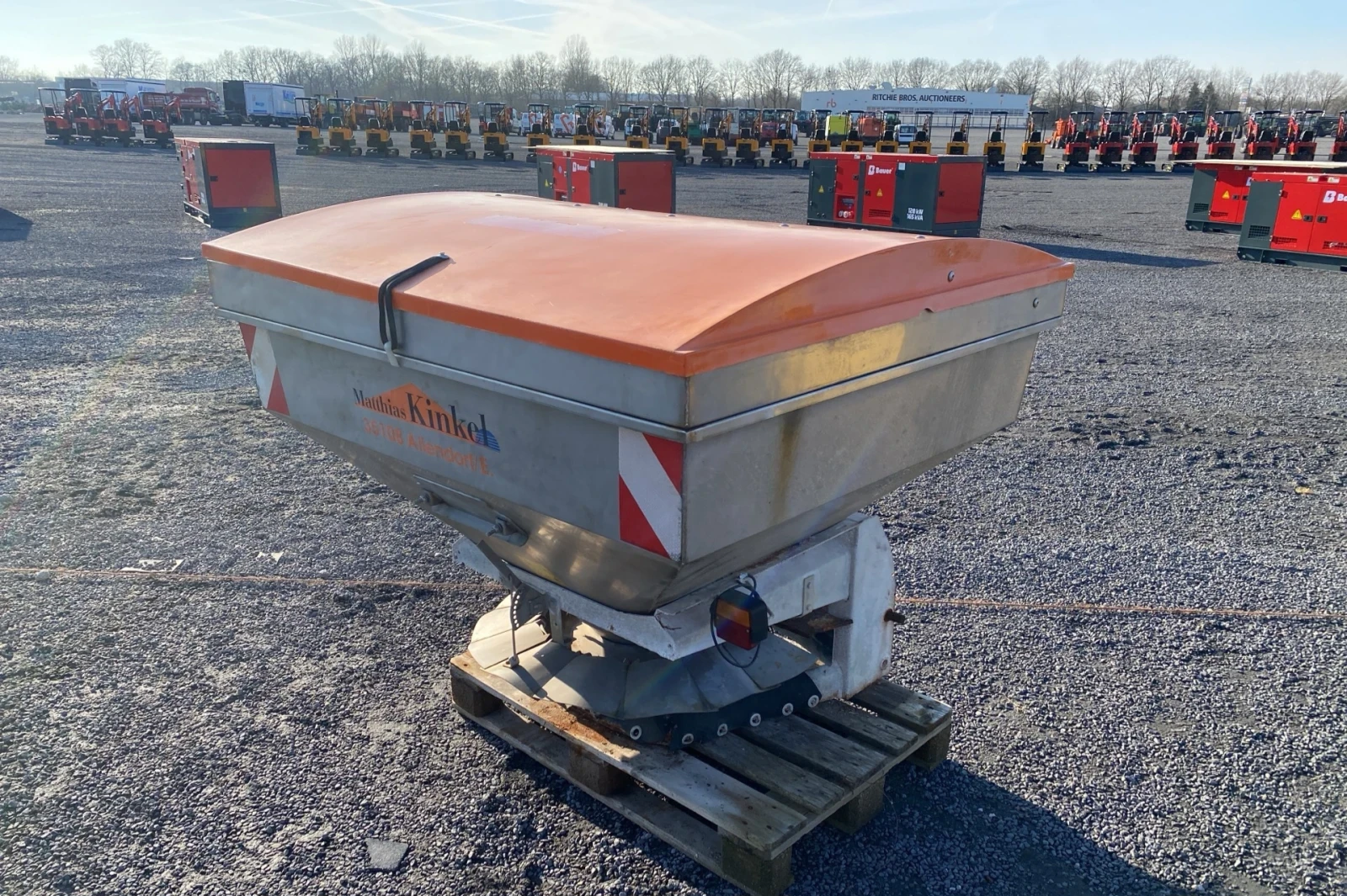 Astra 64.45 Песакари за трактор, снимка 1