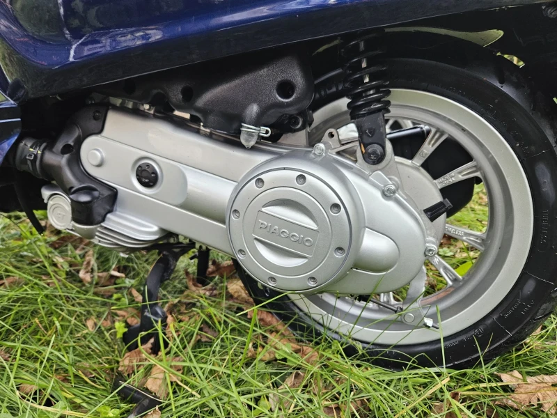 Vespa Primavera Нова!!! 1680км Първи собственик!, снимка 4 - Мотоциклети и мототехника - 51979664