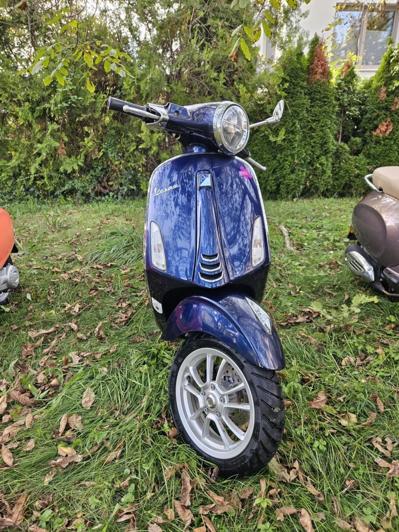Vespa Primavera Нова!!! 1680км Първи собственик!, снимка 3 - Мотоциклети и мототехника - 51979664