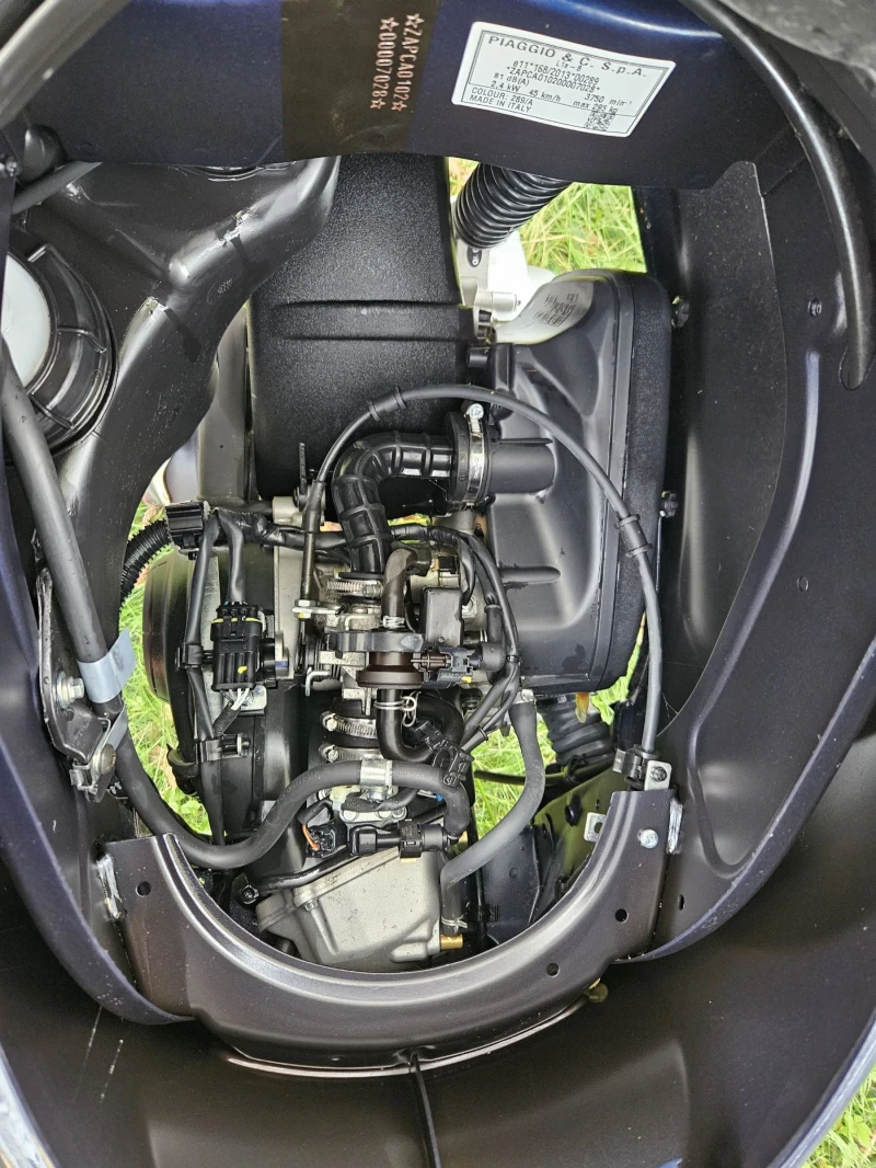 Vespa Primavera Нова!!! 1680км Първи собственик!, снимка 5 - Мотоциклети и мототехника - 51979664