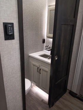 Каравана Други Jayco North Point 387FLRB, снимка 7