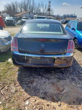 Lancia Thema лимозина, снимка 2