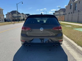 VW Golf R *  РЪЧНИ СКОРОСТИ * CARFAX * KEYLESS * ПОДГРЕВИ, снимка 4