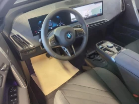BMW iX xDrive60/FACELIFT/M-SPORT PRO/H&K/ICONIC GLOW/LED - 183980 лв. - 15934974 8