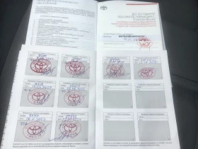 Toyota Corolla 1.5i Гаранционна, снимка 14