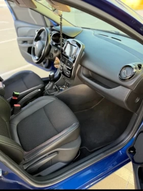 Renault Clio Moschino Edition 53000km - 9800 € / 19167.13 лв. - 97042788 8