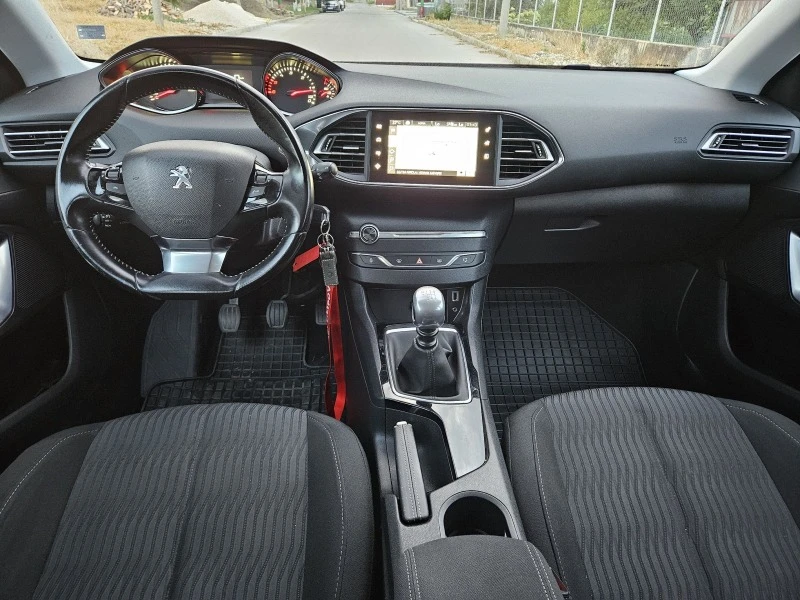 Peugeot 308 1.6 HDI, снимка 9 - Автомобили и джипове - 47699136