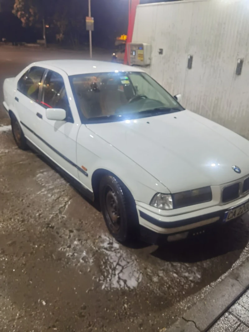 BMW 316, снимка 3 - Автомобили и джипове - 47396477