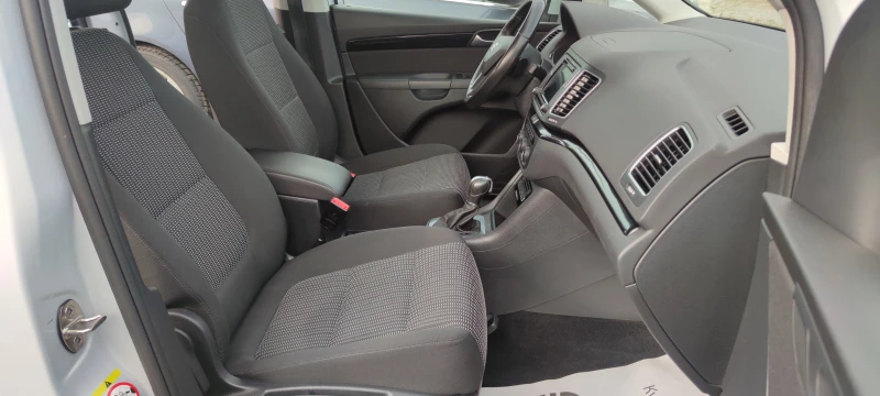 Seat Alhambra 2.0TDI DSG, снимка 10 - Автомобили и джипове - 50492594