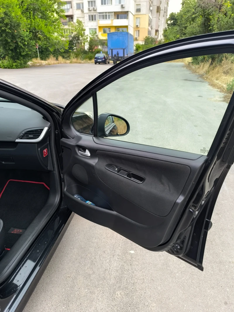 Peugeot 207 SW 1.4 i ПАНОРАМА, снимка 13 - Автомобили и джипове - 52657445
