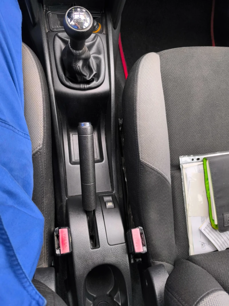 Peugeot 207 SW 1.4 i ПАНОРАМА, снимка 9 - Автомобили и джипове - 52657445