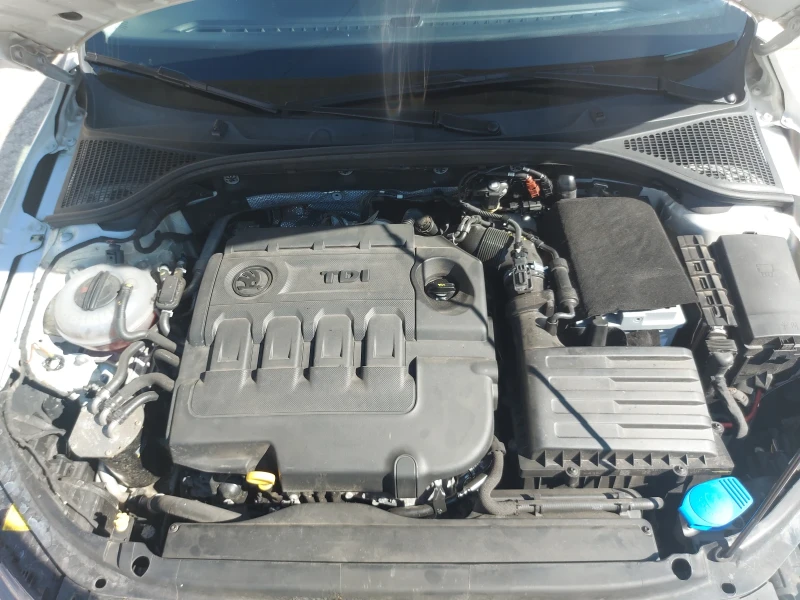 Skoda Octavia, снимка 6 - Автомобили и джипове - 52382386