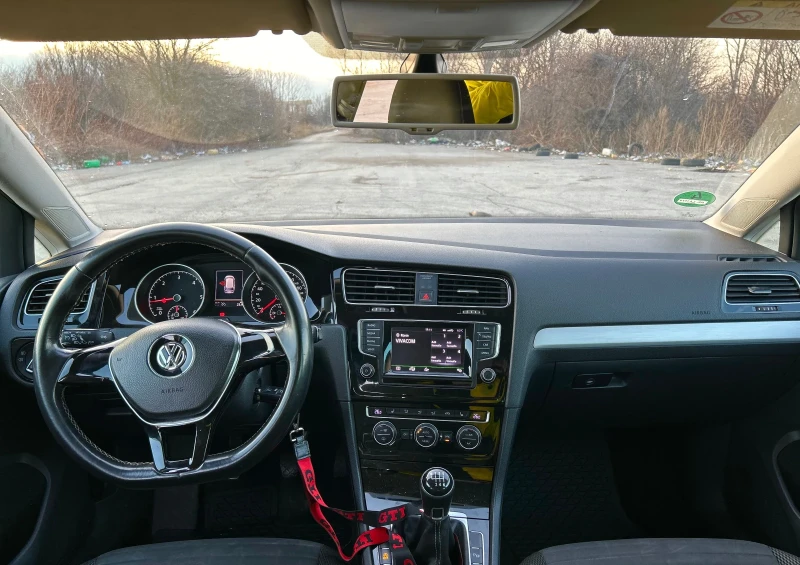VW Golf Variant 2.0TDI 150hp Euro6, снимка 7 - Автомобили и джипове - 52296775