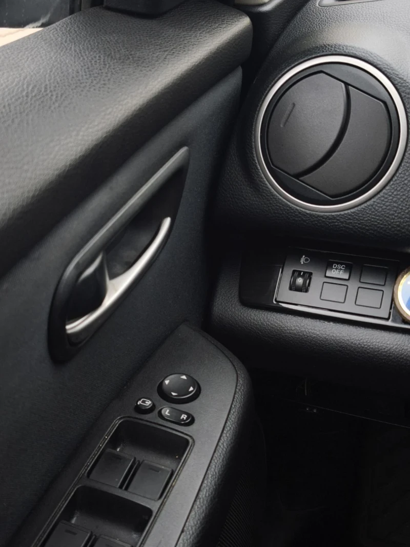 Mazda 6 1.8, снимка 10 - Автомобили и джипове - 52354924