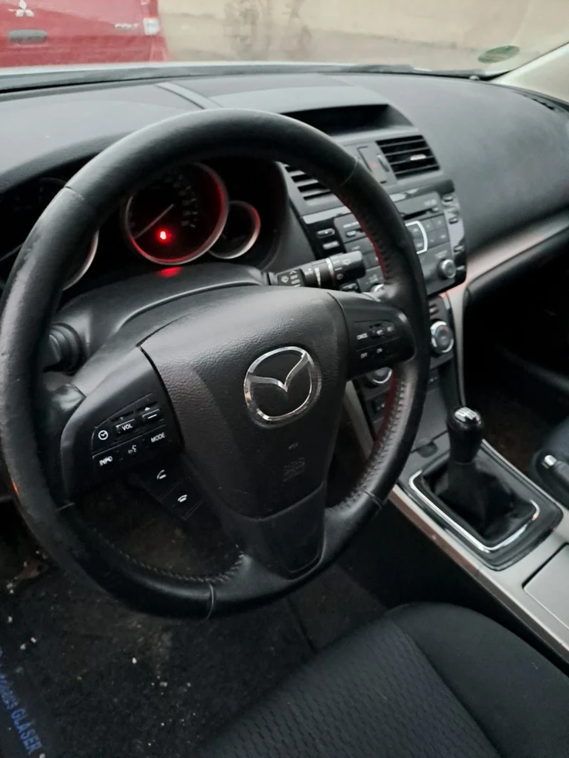 Mazda 6 2.0 , снимка 6 - Автомобили и джипове - 52867918