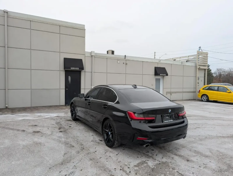 BMW 330 XDRIVE M-PACK/DIGITAL/BLINDSPOT/LANE ASSIST, снимка 3 - Автомобили и джипове - 52999655