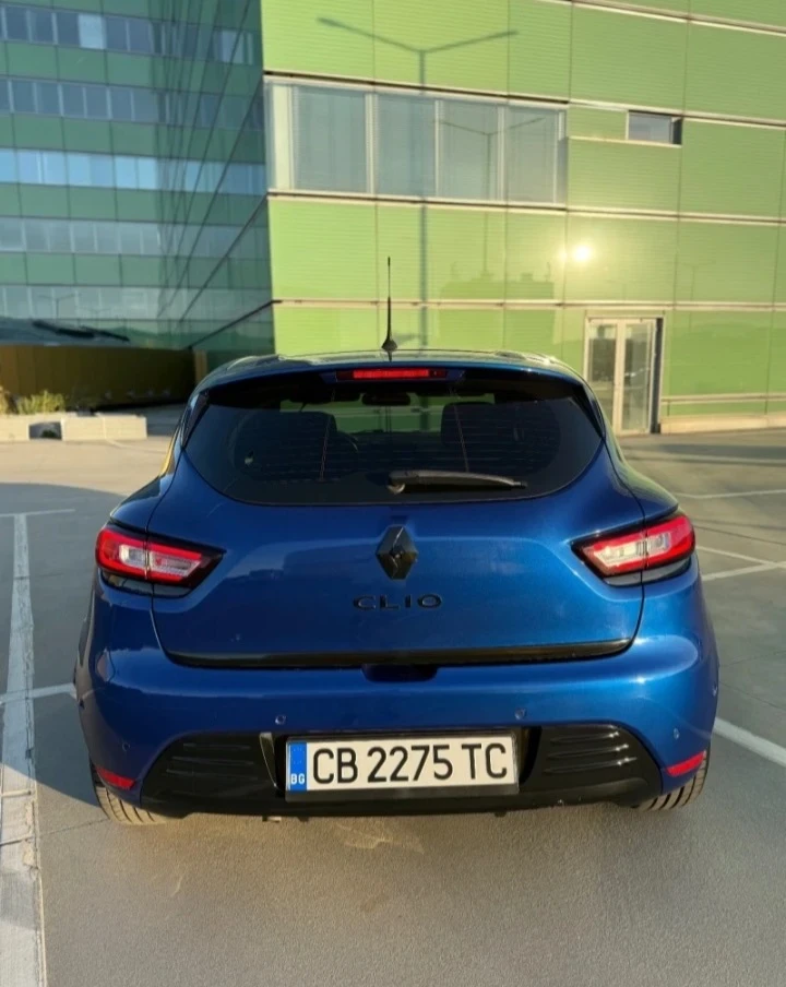 Renault Clio Moschino Edition 53000km, снимка 3 - Автомобили и джипове - 55504710