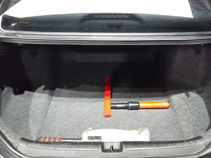 Honda Accord 10Th Generation 2.0 Hybrid Touring, снимка 17 - Автомобили и джипове - 56286174