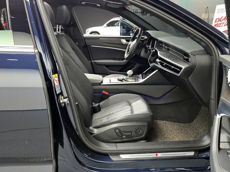 Audi A6 2.0 TFSI - САМО 30% АВАНС, снимка 11 - Автомобили и джипове - 56355466