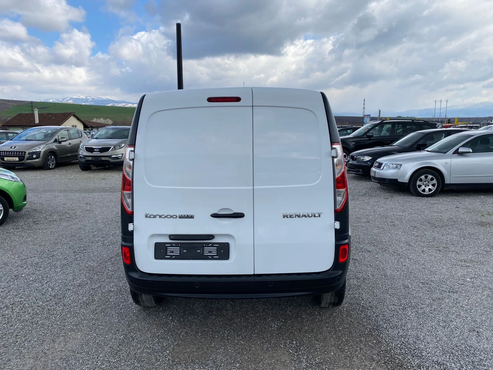 Renault Kangoo 1.5dci maxi - изображение 8