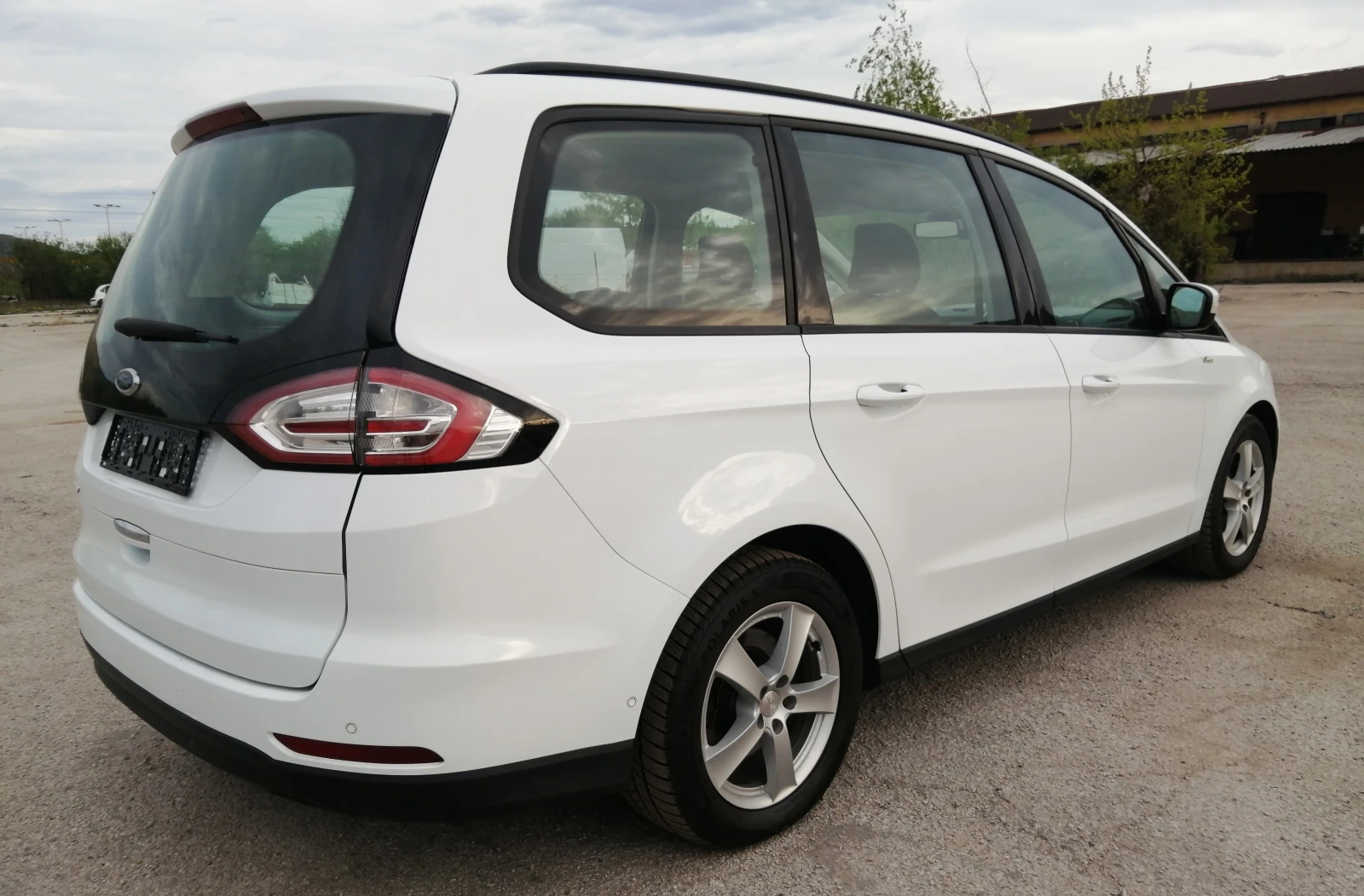 Ford Galaxy 2.0 HDI - изображение 4