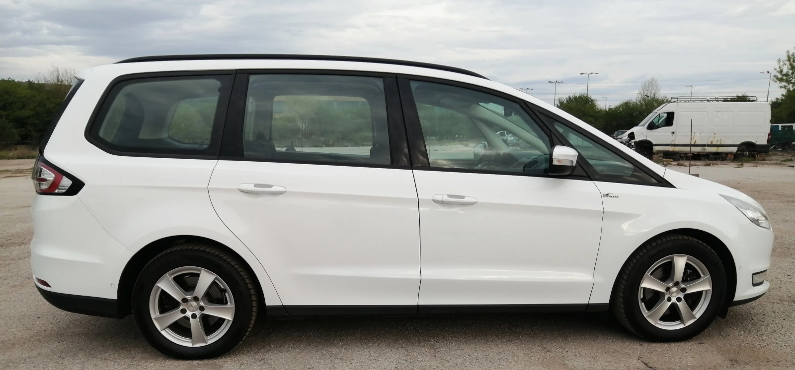 Ford Galaxy 2.0 HDI - изображение 8