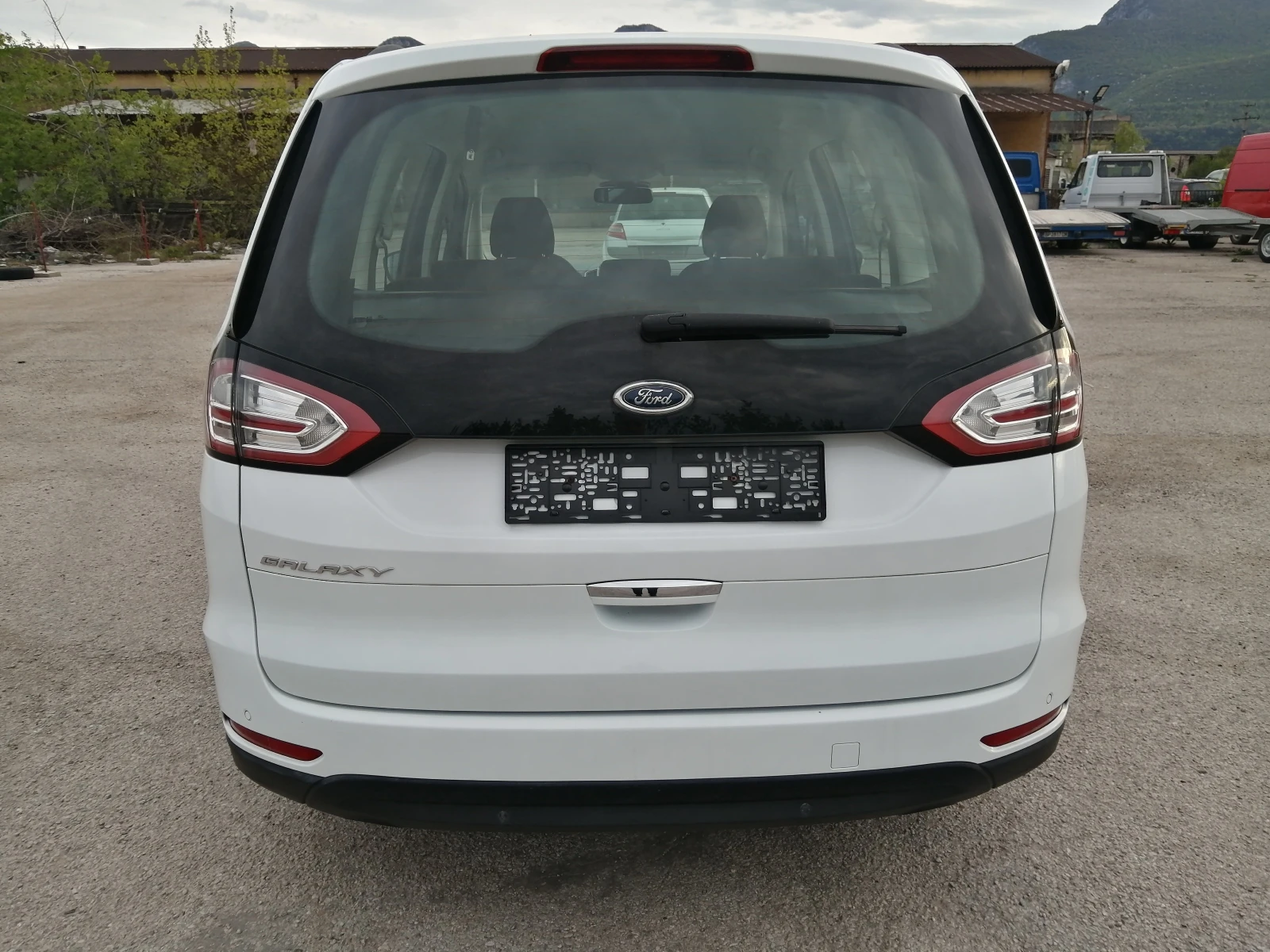 Ford Galaxy 2.0 HDI - изображение 6