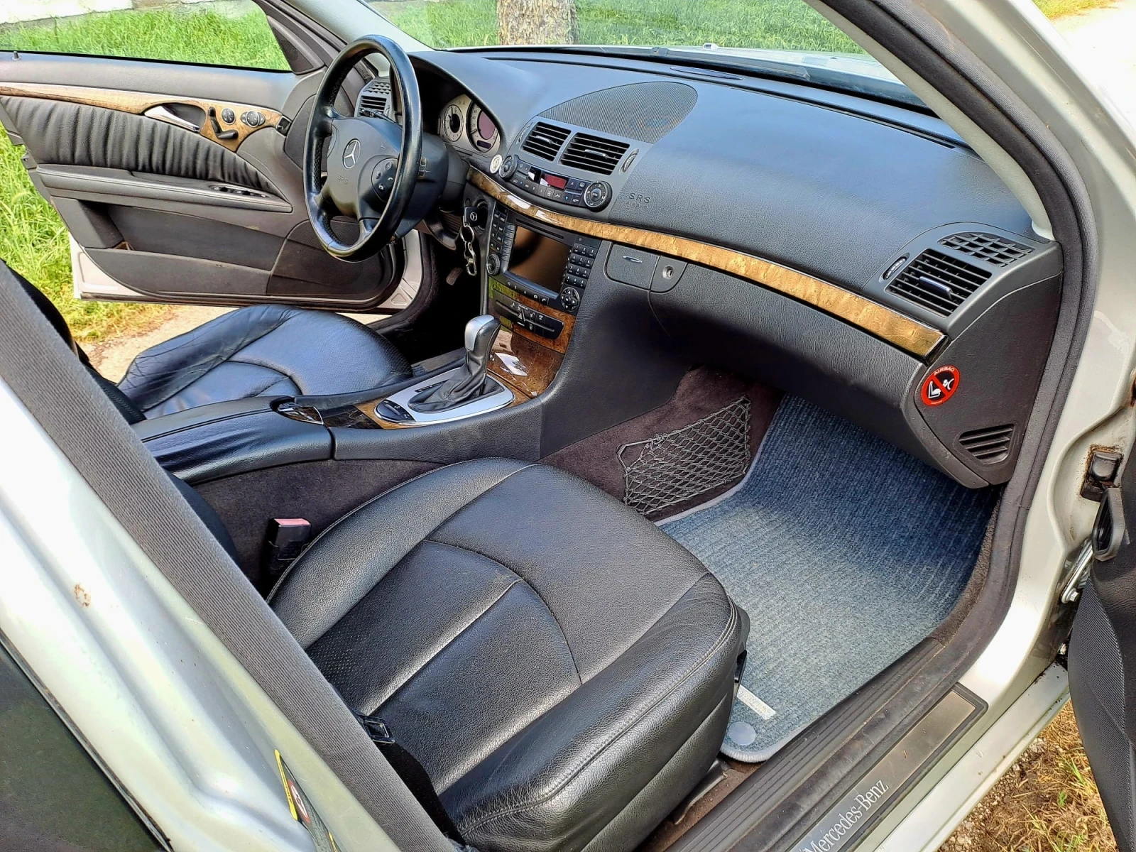 Mercedes-Benz E 320  - изображение 5