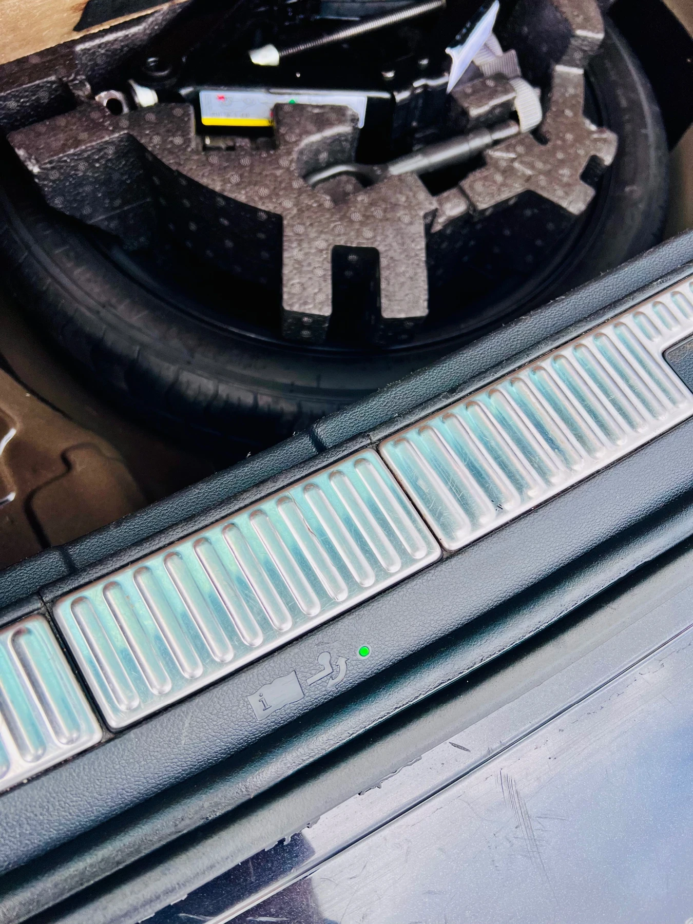 Skoda Superb SCOUT 7 DSG 4x4 2.0 TDI 190kc | Mobile.bg � ����������� 14