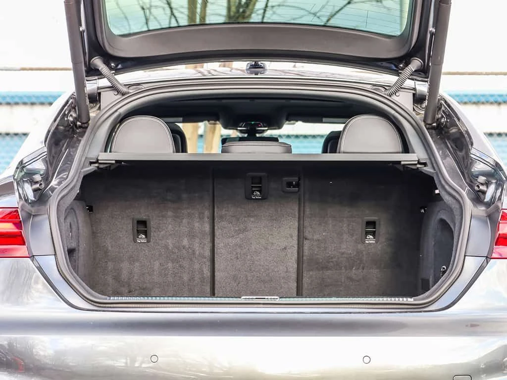 Audi A5 45TFSI S-Line * Technik * Фиксирана цена до БГ * , снимка 13 - Автомобили и джипове - 53959703