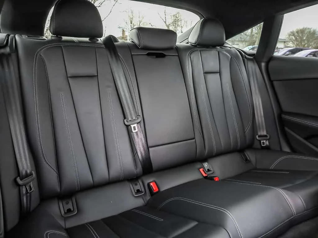 Audi A5 45TFSI S-Line * Technik * Фиксирана цена до БГ * , снимка 12 - Автомобили и джипове - 53959703