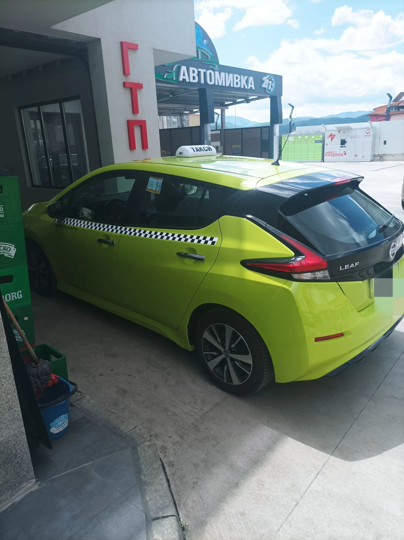 Nissan Leaf  Accenta , снимка 2 - Автомобили и джипове - 54654836