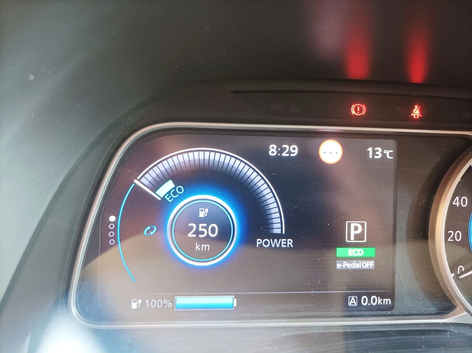 Nissan Leaf  Accenta , снимка 4 - Автомобили и джипове - 54654836