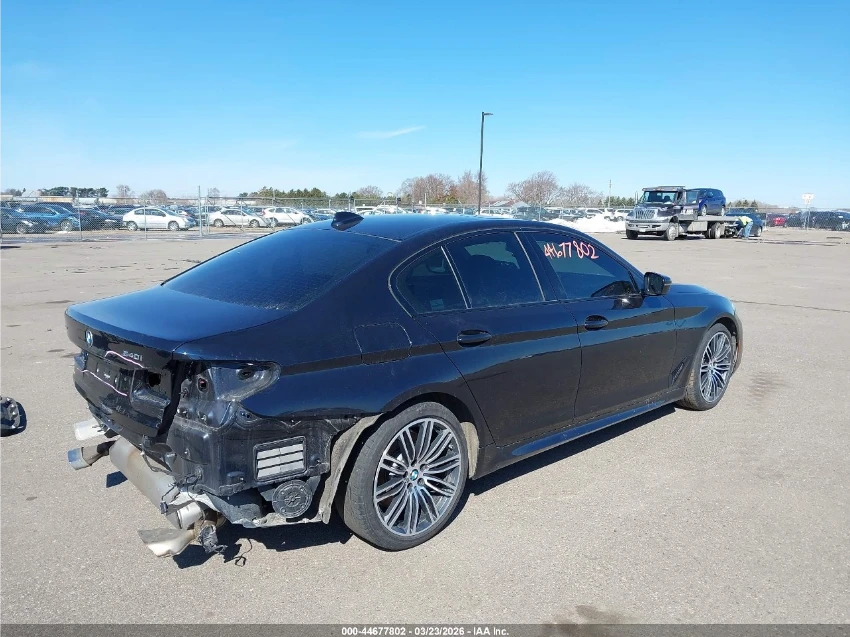 BMW 540 XDRIVE / M PKG / HARMAN / HEADUP, снимка 6 - Автомобили и джипове - 54778317