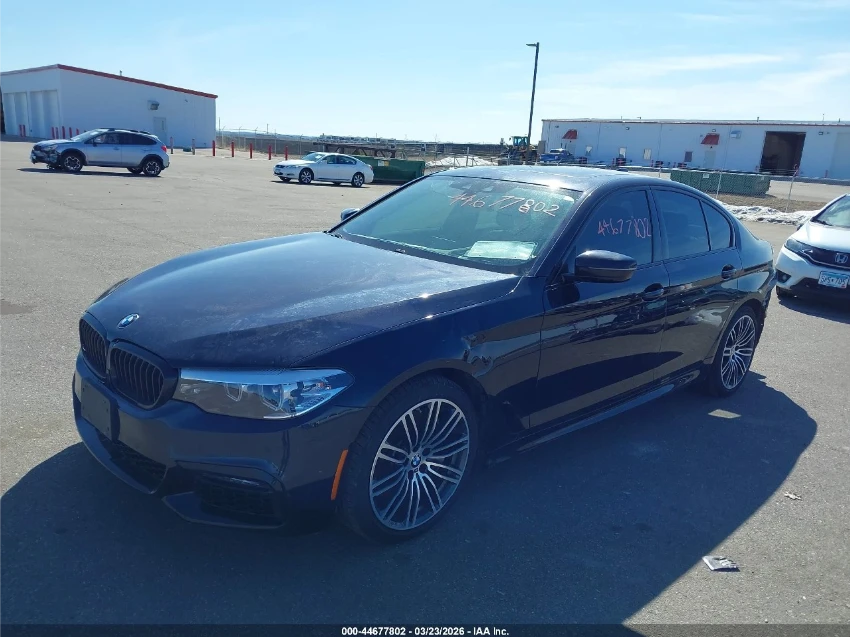 BMW 540 XDRIVE / M PKG / HARMAN / HEADUP, снимка 3 - Автомобили и джипове - 54778317
