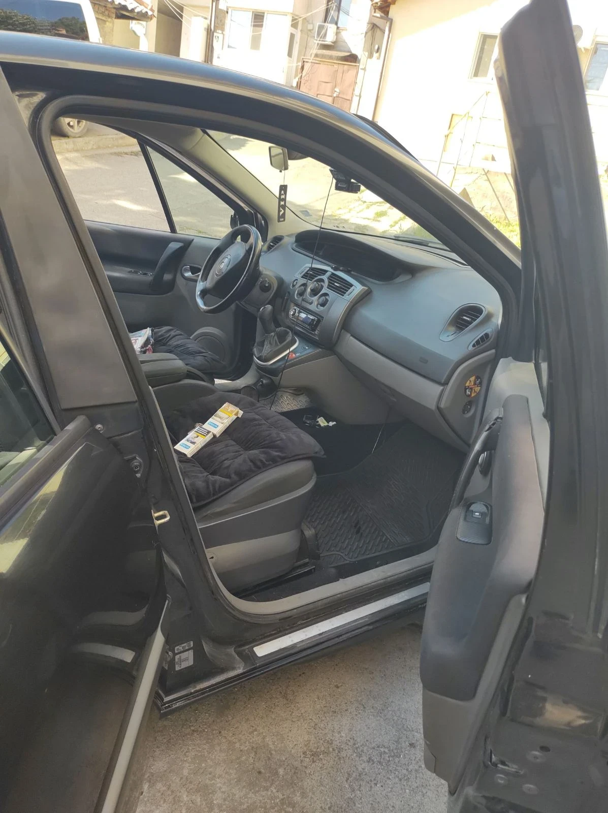 Renault Megane, снимка 4 - Автомобили и джипове - 54899035