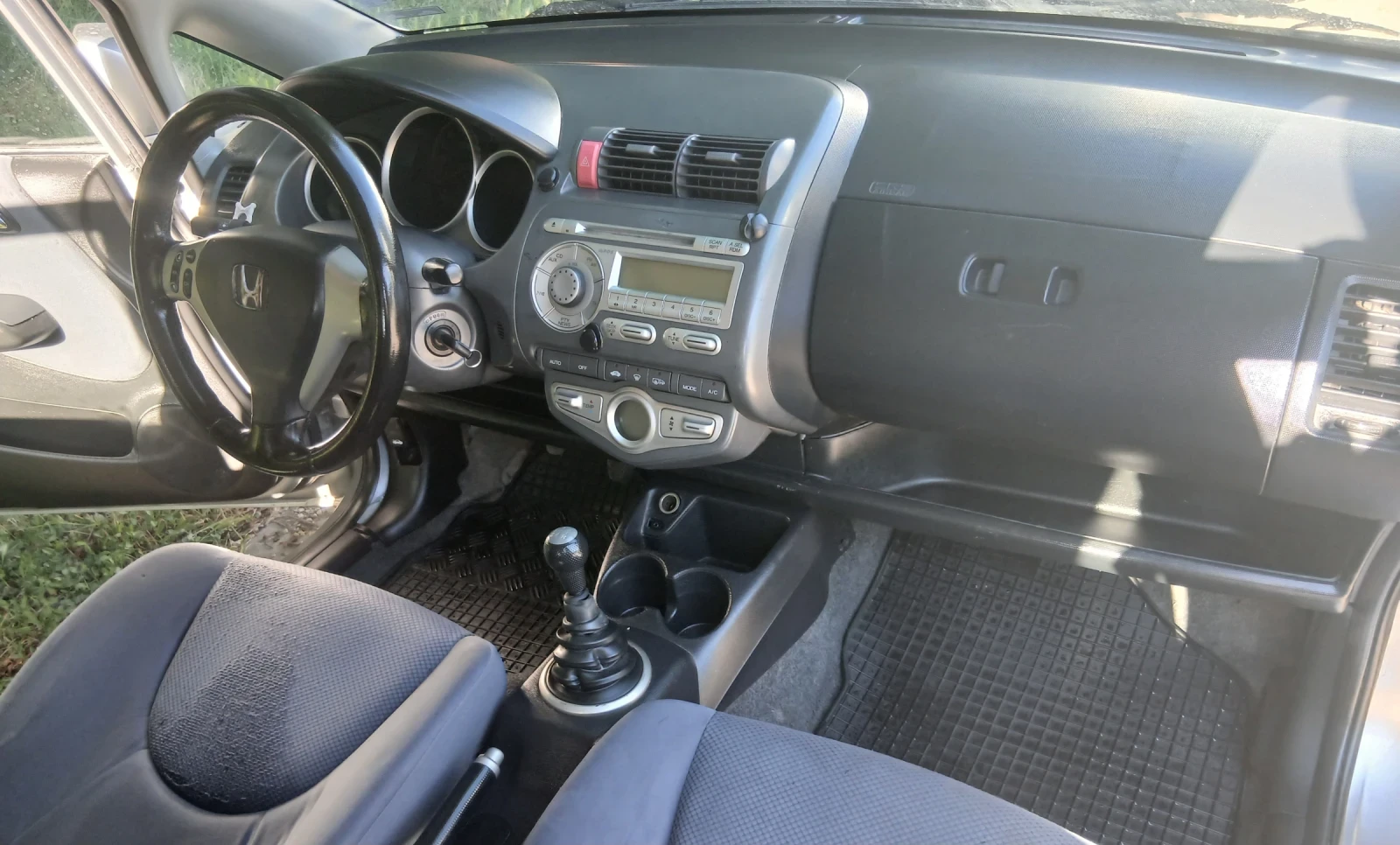 Honda Jazz, снимка 11 - Автомобили и джипове - 54907608