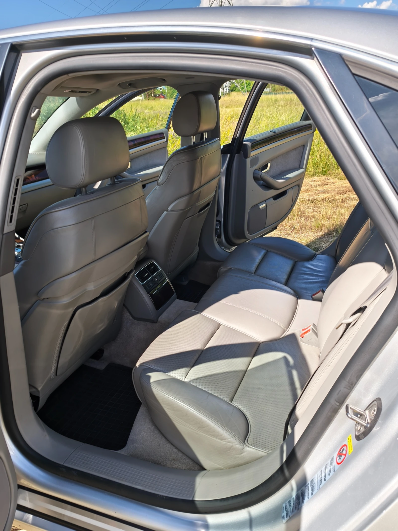 Audi A8 D3 4.2 V8 LPG, снимка 11 - Автомобили и джипове - 54918799
