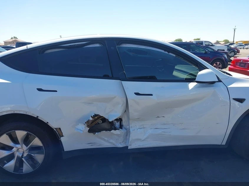 Tesla Model Y * LONG RANGE* DUAL MOTOR* AWD* , снимка 5 - Автомобили и джипове - 55279742