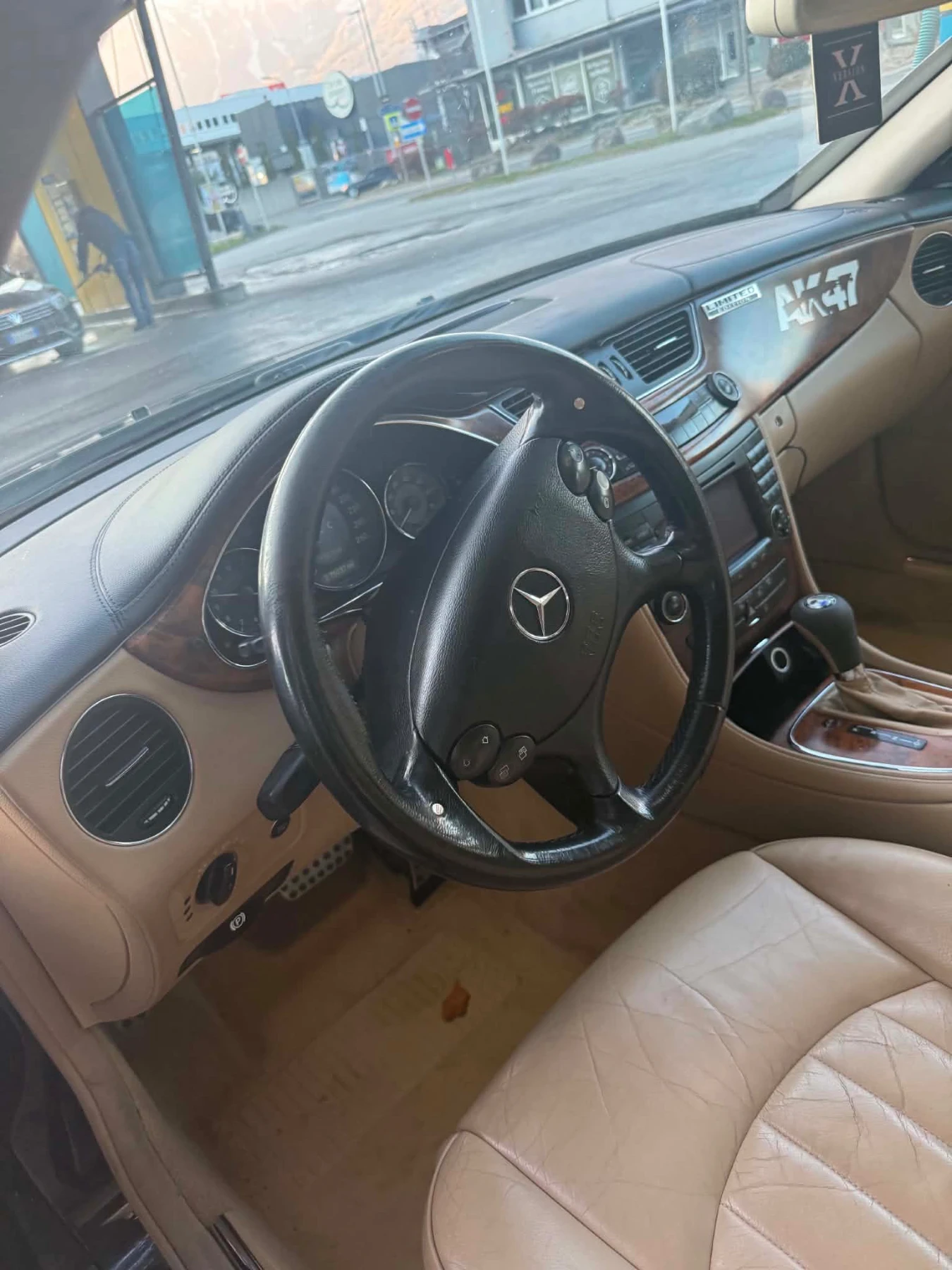 Mercedes-Benz CLS 500, снимка 9 - Автомобили и джипове - 55471195