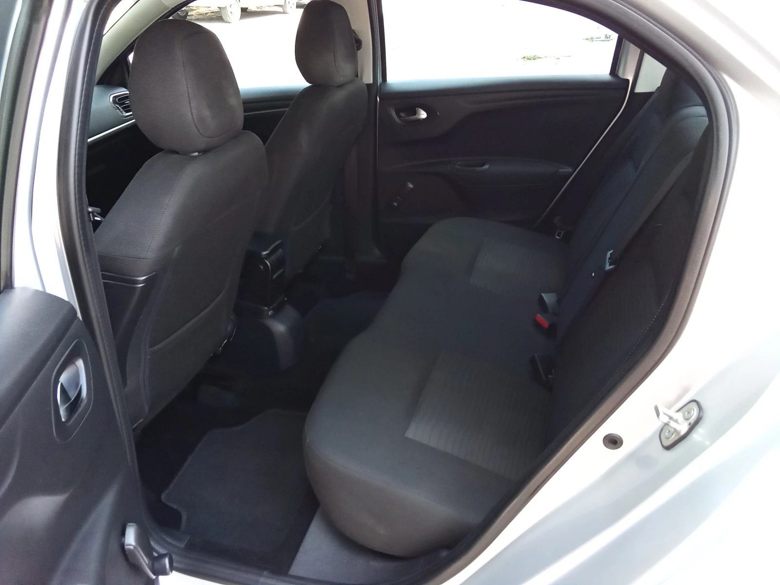 Peugeot 301 1.6HDI-92kc. Euro5, снимка 12 - Автомобили и джипове - 55598014