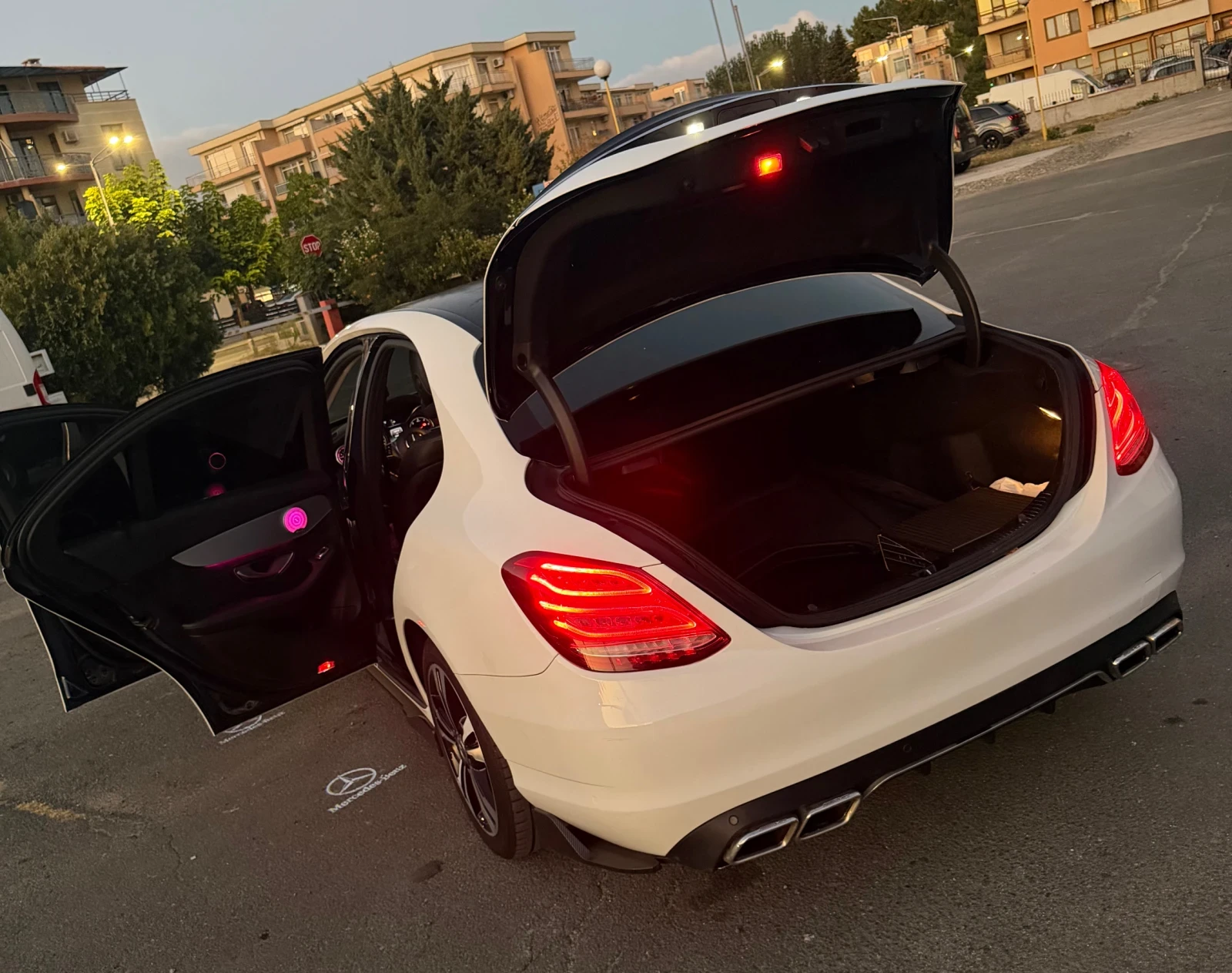 Mercedes-Benz C 220 C220 d, снимка 11 - Автомобили и джипове - 55824784